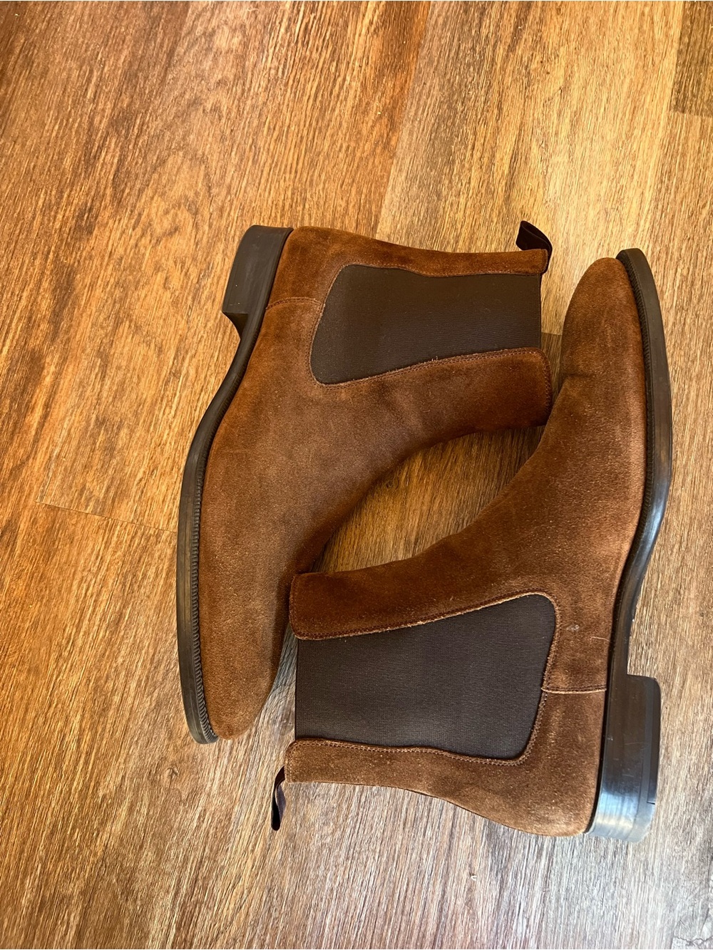 Magnanni Brown Suede Chukka Boots